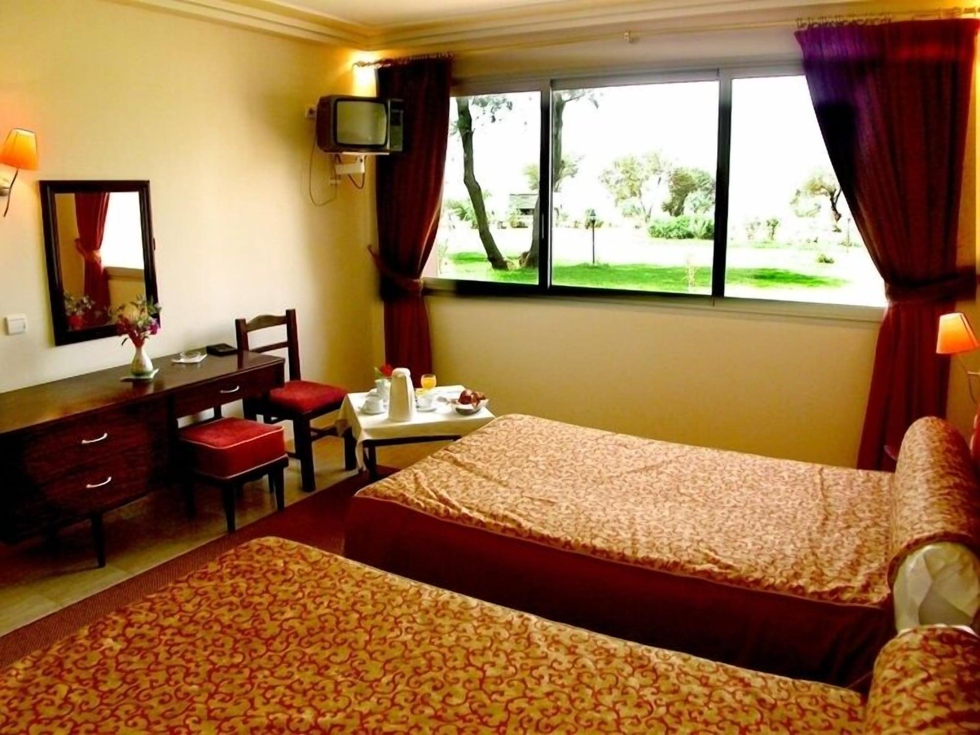 Le Zat 4*