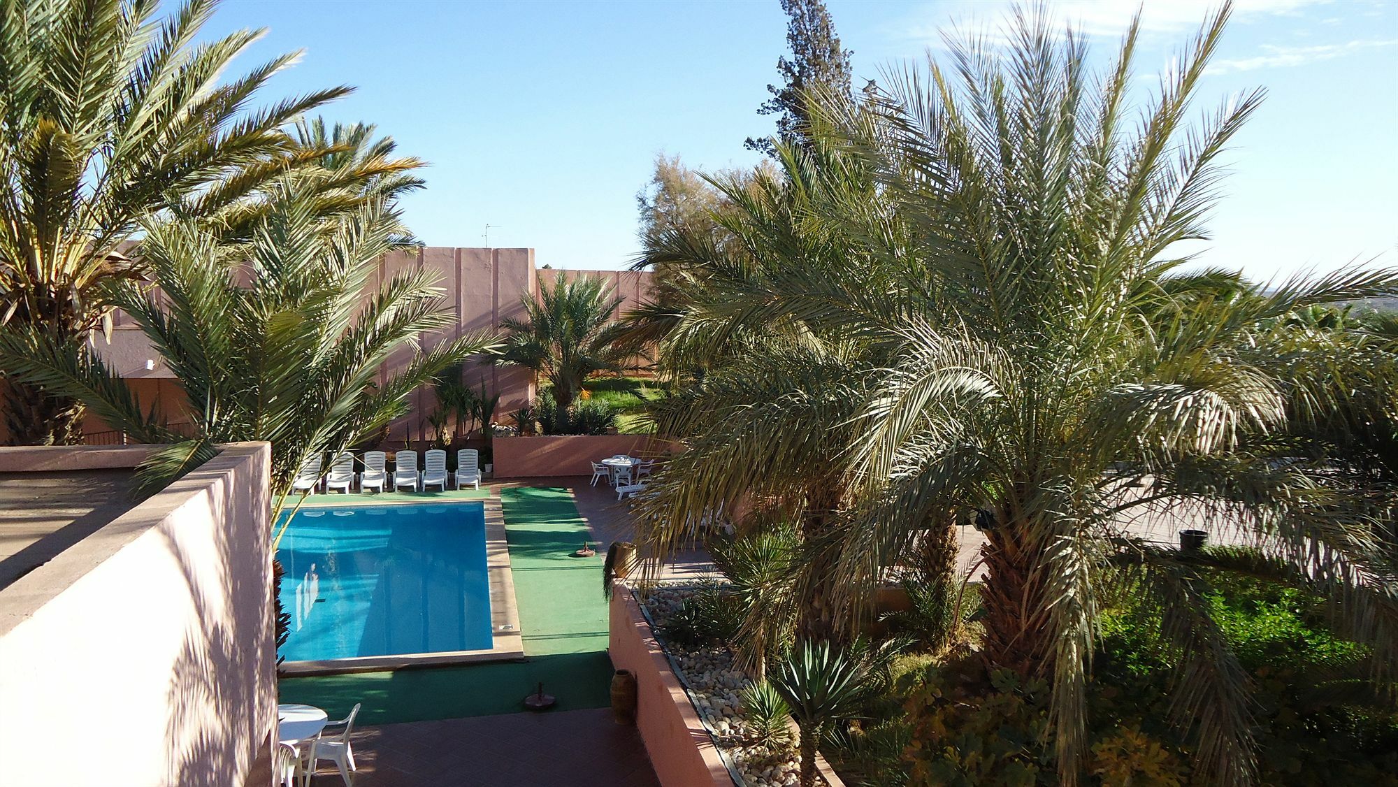 Le Zat Hotel